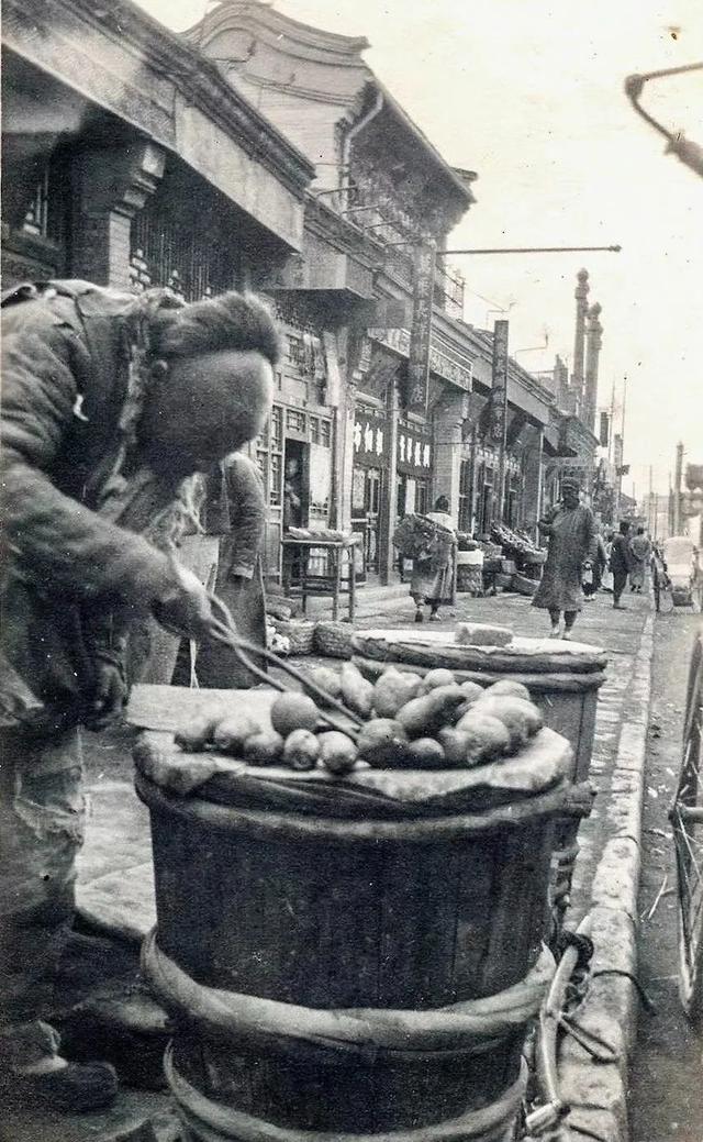 一百多年前，人们过着什么样的生活？这些照片，让人瞬间穿越…