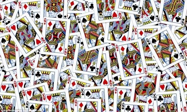 打了这么久的扑克牌，牌上的12个人都是谁？他们为何会出现在牌上