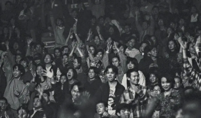 内地乐坛最猛的一群歌手，30年前震撼香港，如今你我却遗忘了他们