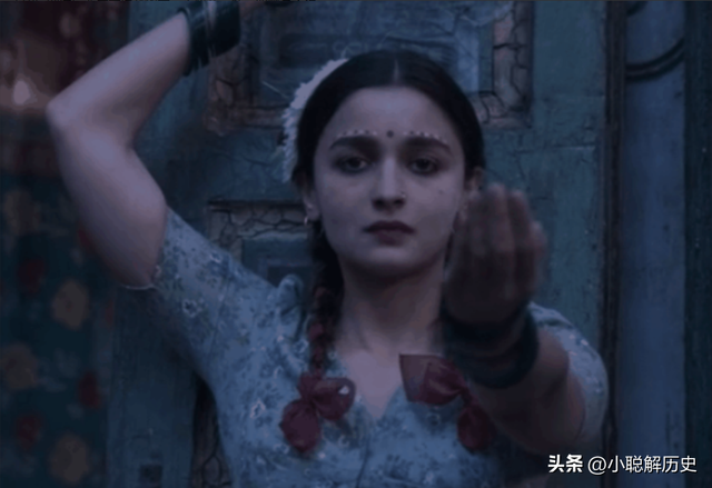 印度的神庙养妓女？被称为“神的侍女”，其实是僧侣的女奴