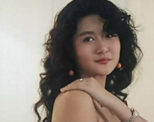 20年前，说要帮陈宝莲养儿子的曾志伟和梁家辉，如今履行承诺了吗