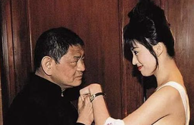 20年前，说要帮陈宝莲养儿子的曾志伟和梁家辉，如今履行承诺了吗