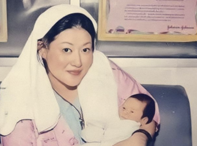 20年前，说要帮陈宝莲养儿子的曾志伟和梁家辉，如今履行承诺了吗