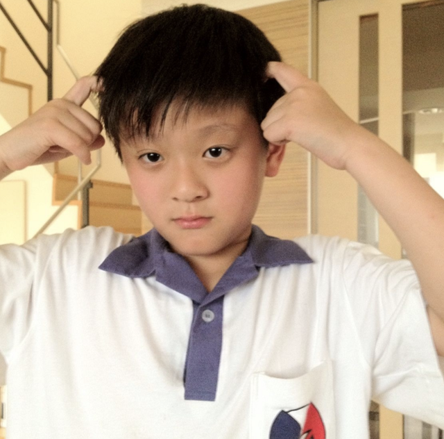 20年前，说要帮陈宝莲养儿子的曾志伟和梁家辉，如今履行承诺了吗