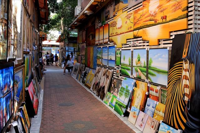 “中国梵高”赵小勇：20年临摹梵高近10万次，画价从百元到万元