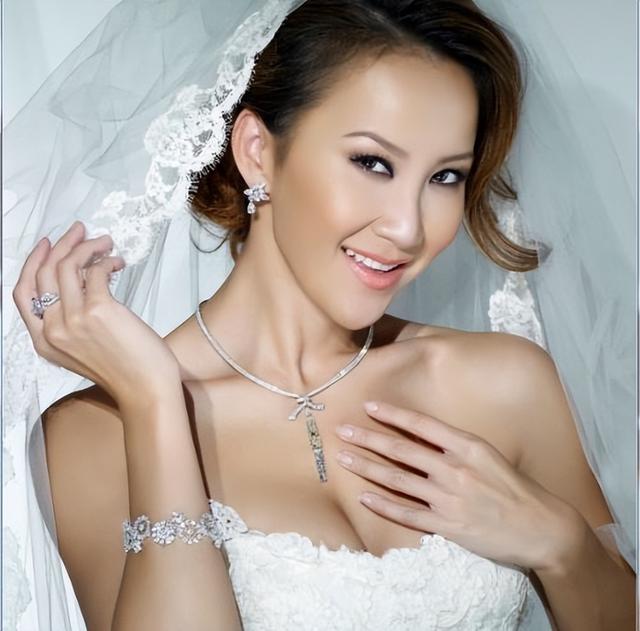 “天后”李玟，终究没有找到自己的意中人