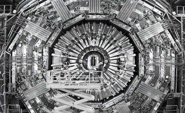 深度长文，物理学的忧伤之近现代物理学如何发现大自然的真理？