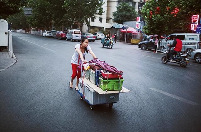 30亿市场潘家园里的“悲喜剧”，7000万文玩人破碎的捡漏梦