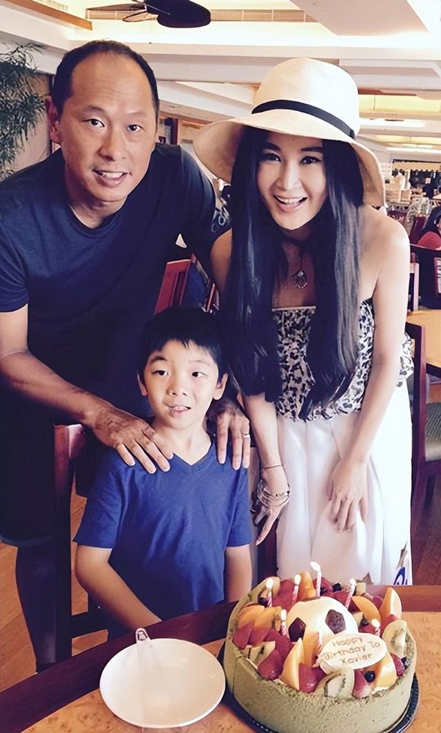 11对丁克的港星明星，各有各的心酸，两位背叛原配偷偷生子