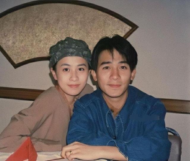 11对丁克的港星明星，各有各的心酸，两位背叛原配偷偷生子