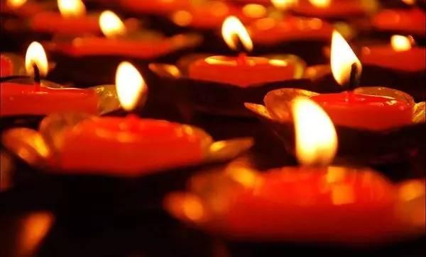 37cb00016ad7034a9e77