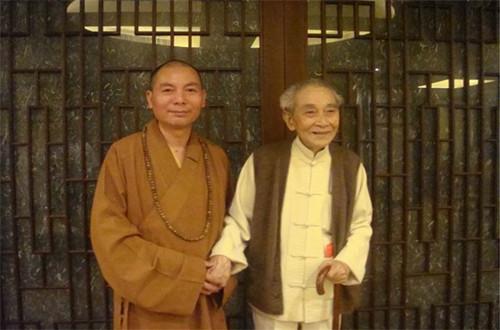 3217000352fd804af44a