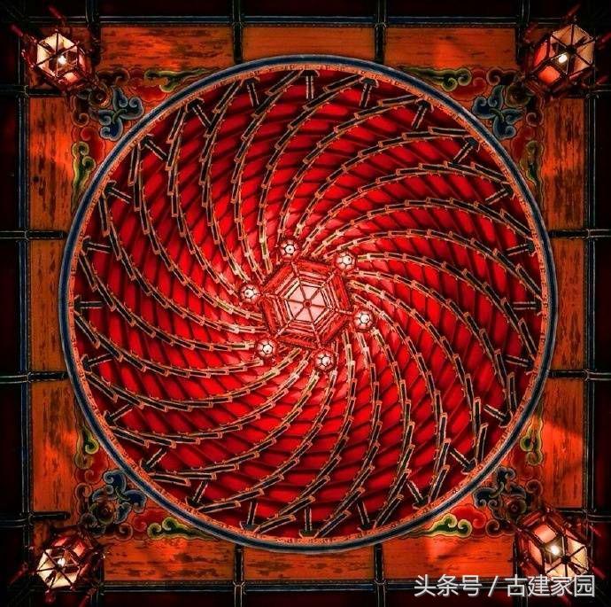 1526523352626aa8230c6bd