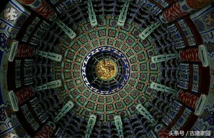 1526523352603fc2c1a0f56