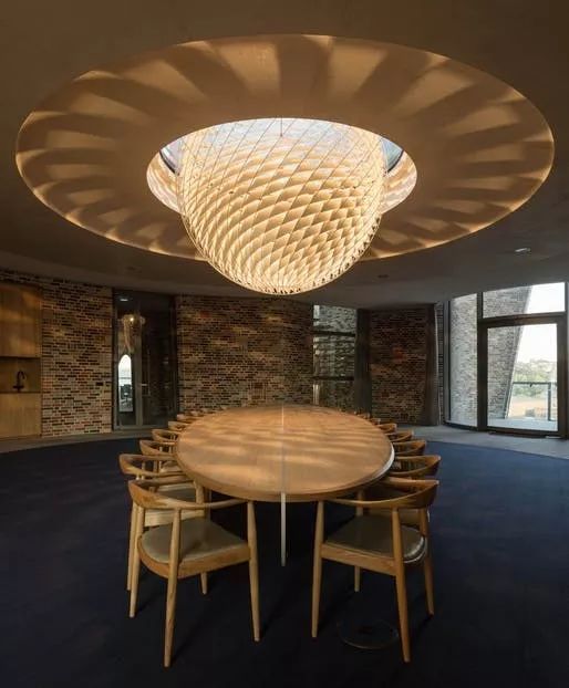 1530265276629277c2f019b