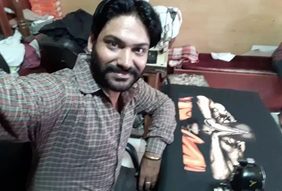 15299789085447336e3814f