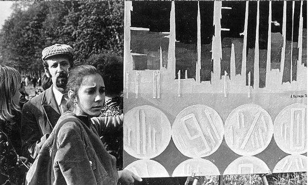 15363892106836e90319701