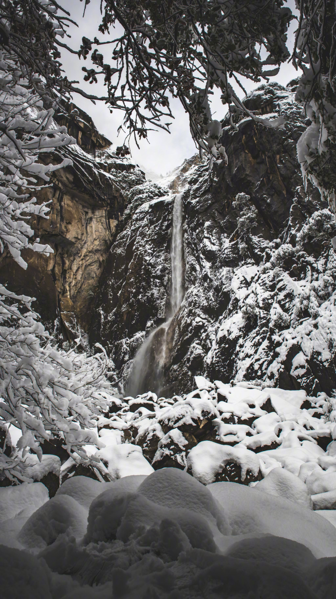 1521506874134ad23997ee0