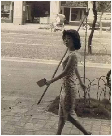 3203000425f2559ae37a