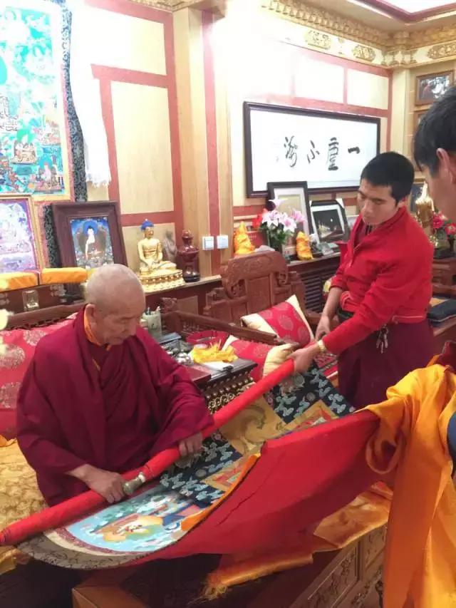 2ee700001b2af590377f