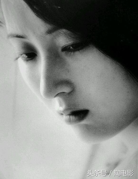 2c29000226272679e9f1