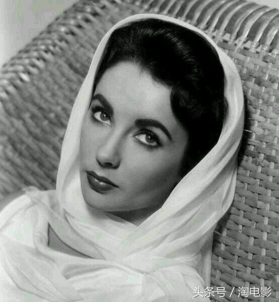 2c29000226383250343f