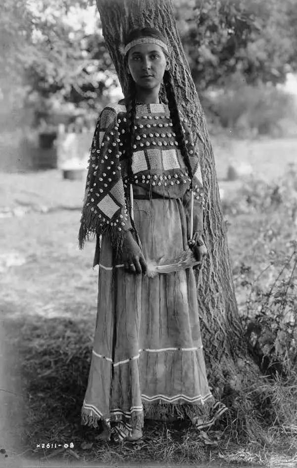 1524721339529760404d195