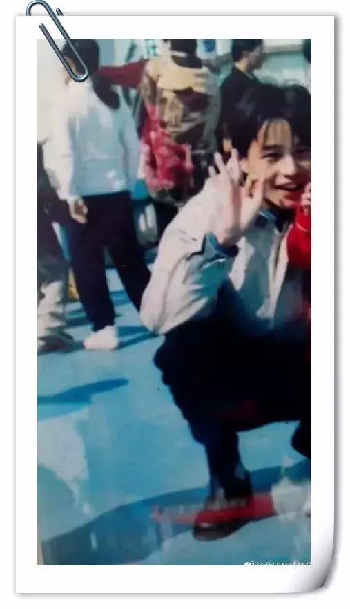 594b0001254b7f3f1943