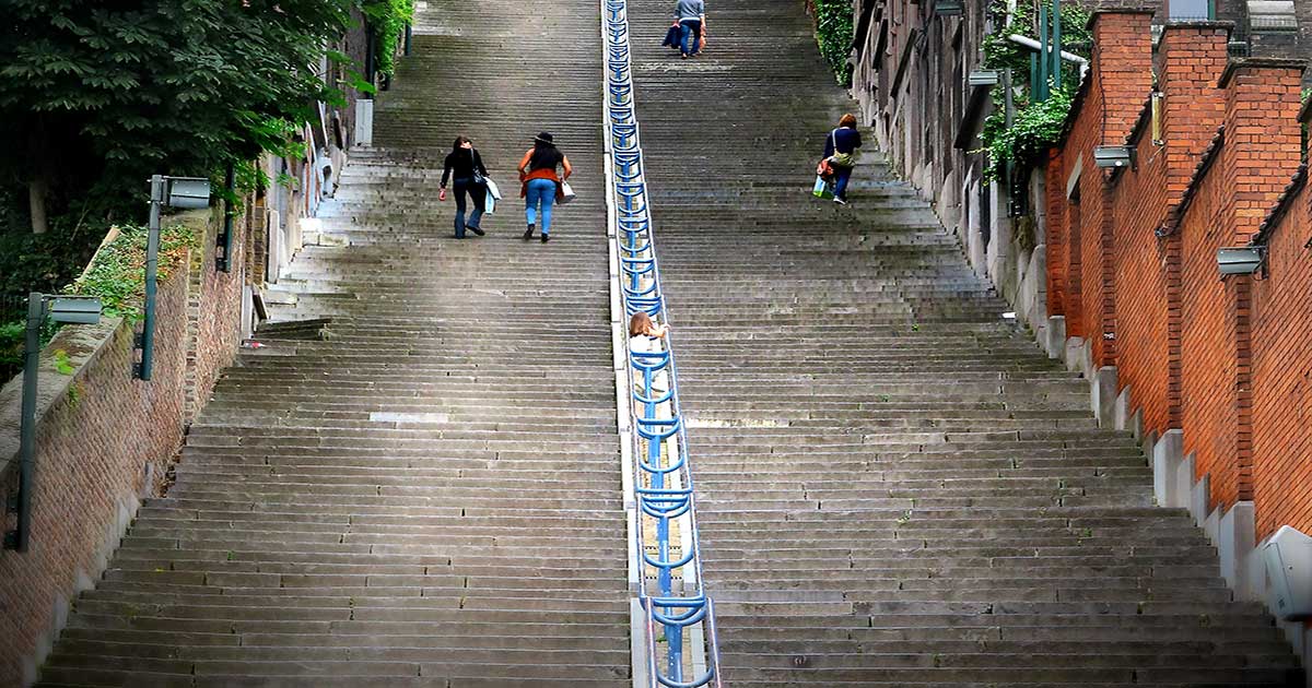 1524044237305607aa53712