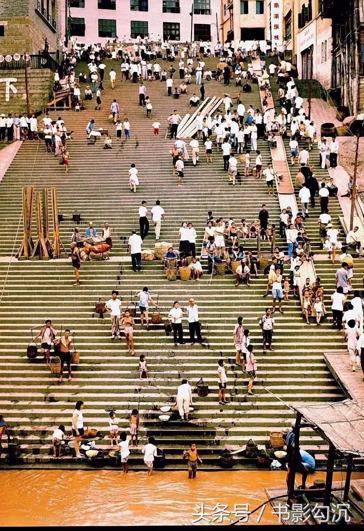 15264714335703c766b0778