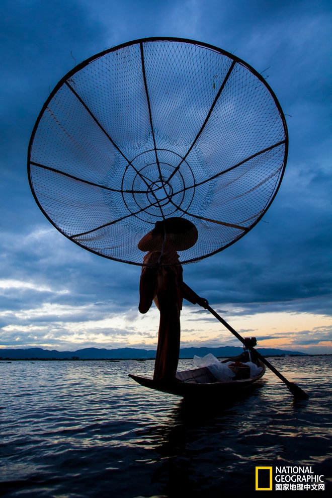 1522218816687255cc153e1