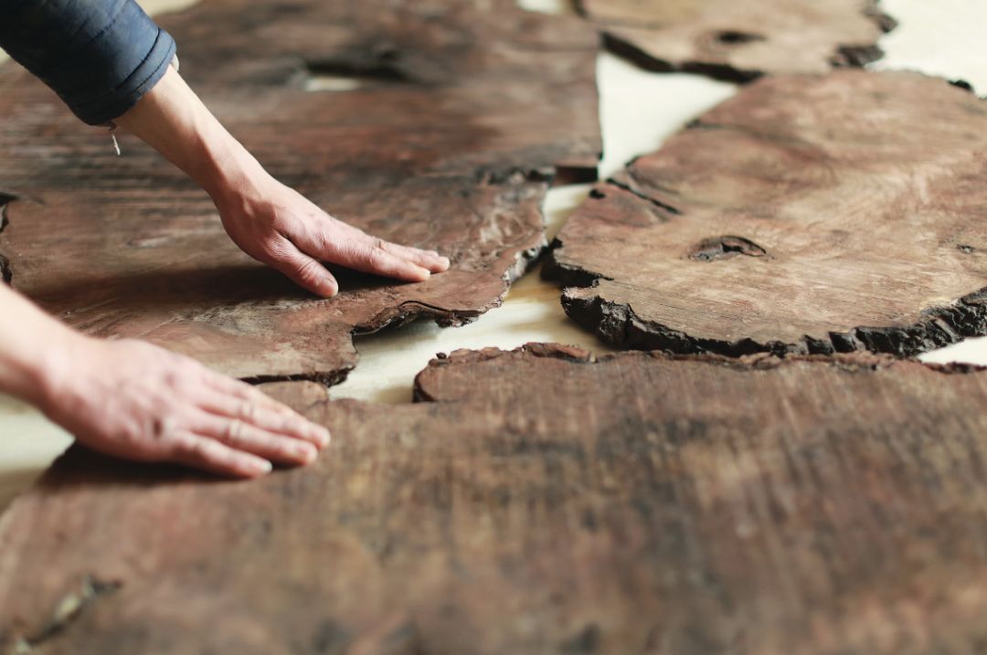 1527077823558b837e359d5