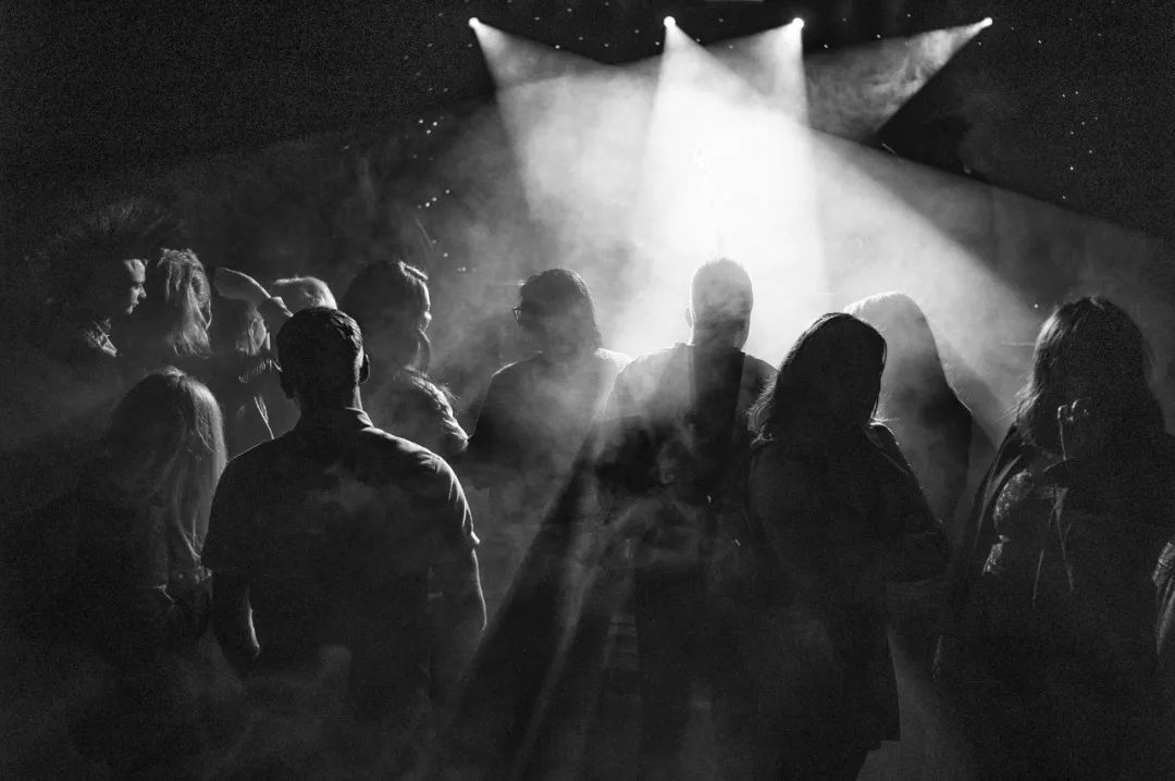 153001155930689adce6e19