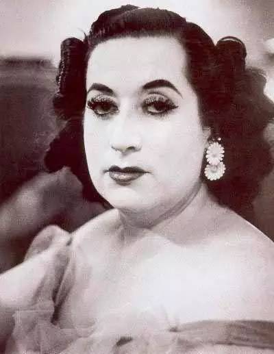 1527456064844dbbaa25405