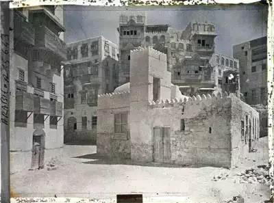 1522374244610360ac8ca28