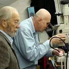 1529357685127b6ee503c5c