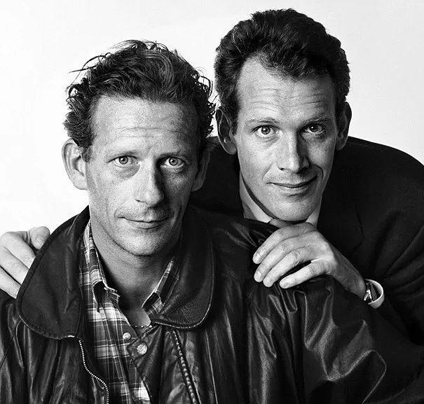 1538748381818688ae4f30c