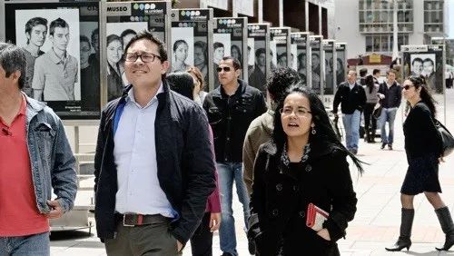 1538748389695dd71c64bfe