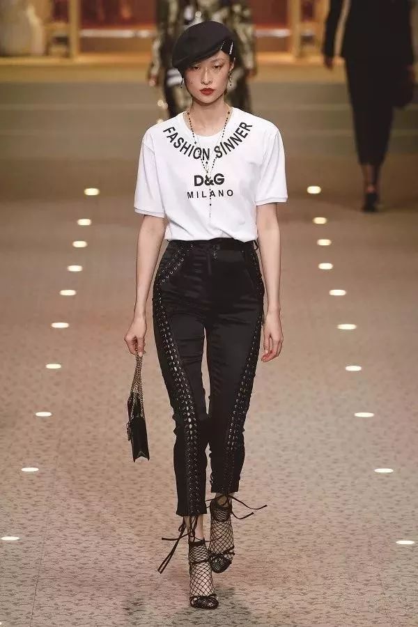 1525512634875e98097cb9b