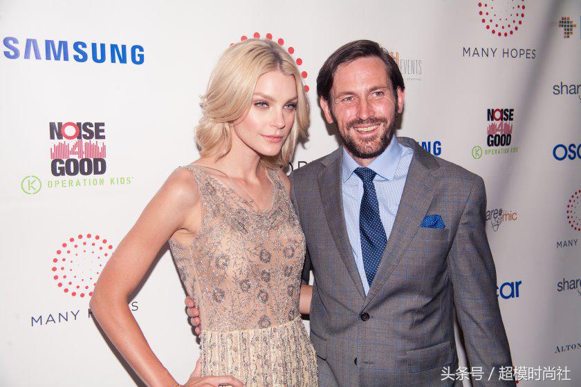 1523154923065ea8dd4bb1d