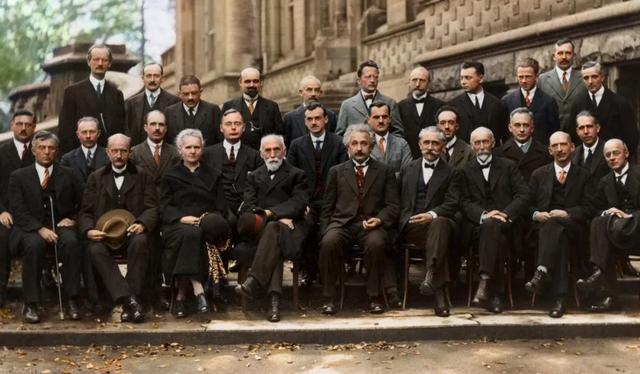 什么是量子力学？5万极通俗的文字彻底治愈你的量子恐惧症