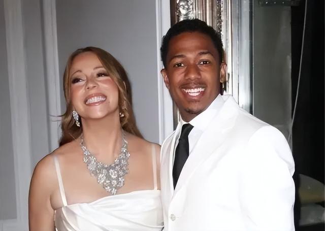 好莱坞明星公开反对一夫一妻制，在8年里同时交往多名女性