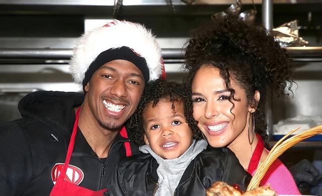 好莱坞明星公开反对一夫一妻制，在8年里同时交往多名女性