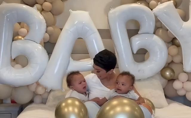 好莱坞明星公开反对一夫一妻制，在8年里同时交往多名女性