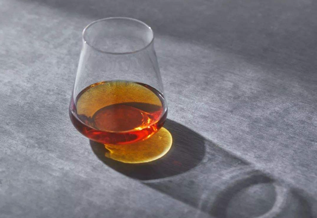 XO到底是种什么酒？如今很多有钱人为何都在喝？一次性让你搞明白
