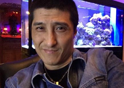 “中国第一代男模”胡兵，他的隐秘人生比你想象的更精彩