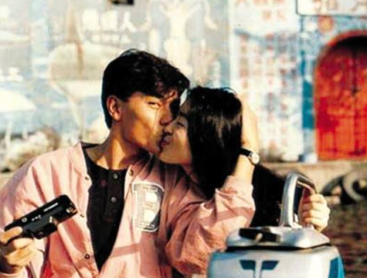 影响刘德华的4个女人：两个让他丢脸抑郁，两个让他身心快乐