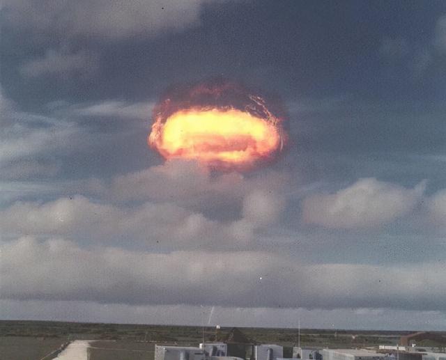 最全合集：88张核爆实验高清照片，全世界已知大型核爆实验2048次