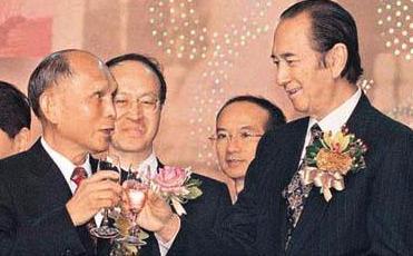 赌王何鸿燊“风流改命记”