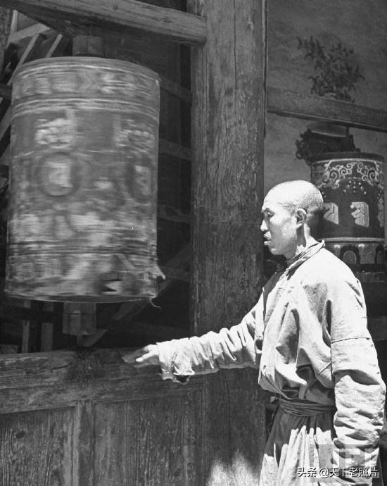 1947年7月青海塔尔寺 9岁的十世班禅及寺内实拍照片集